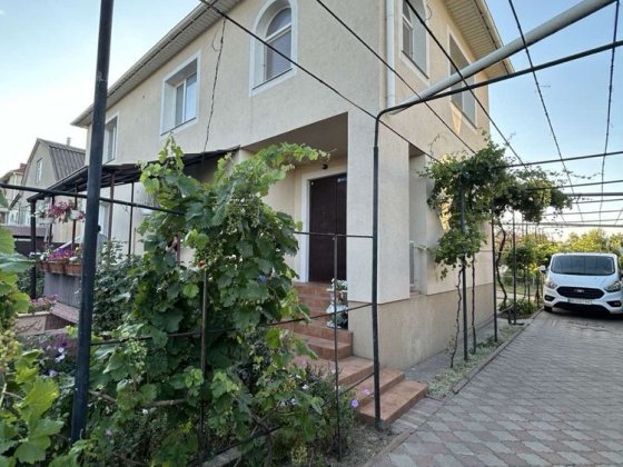 Продам дом 230 кв.м/Фонтанка/гараж/14 соток земли Фонтанка