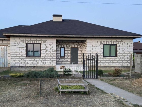 Продам будинок в Фонтанці Фонтанка