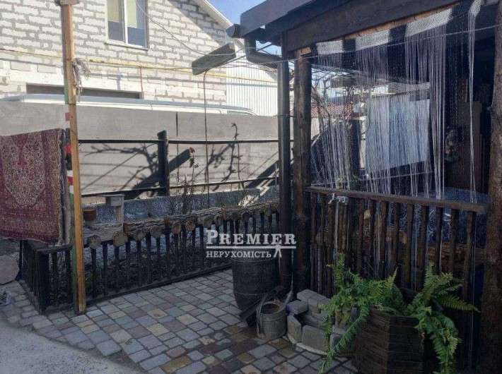Продам дом с террасой 16 м² в Нерубайском, с ремонтом - фото 1