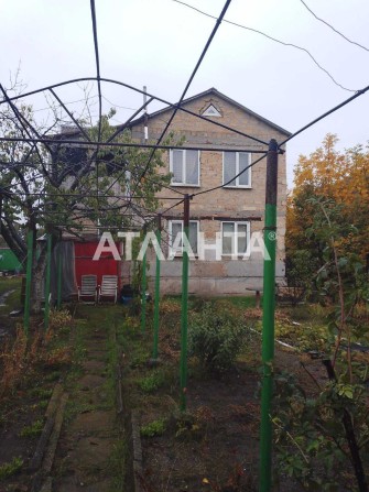 Большой капитальный дом в с.Светлое-7км от Одессы. 6соток земли. - фото 1