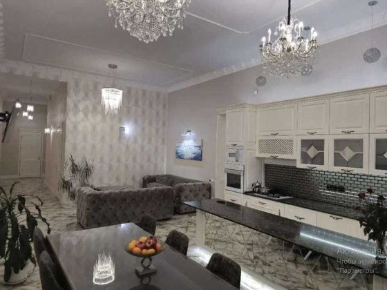 Двухэтажный дом из крымского ракушняка с бассейном Лиманка