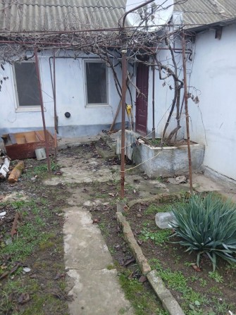 Продам дом возле центра - фото 1