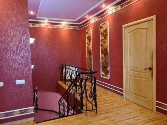 Продам 3-х поверховий будинок Великий Дальник