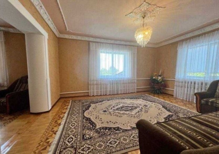 Просторий 2-поверховий будинок 323 м², 17 соток, 7 кімнат, 30 хв до центру Одеси - фото 1