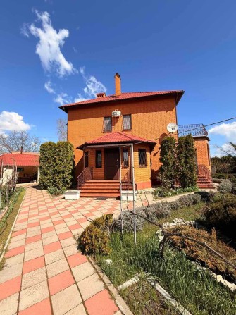 Продам капитальный дом в курортном посёлке недалеко от Черноморска - фото 1