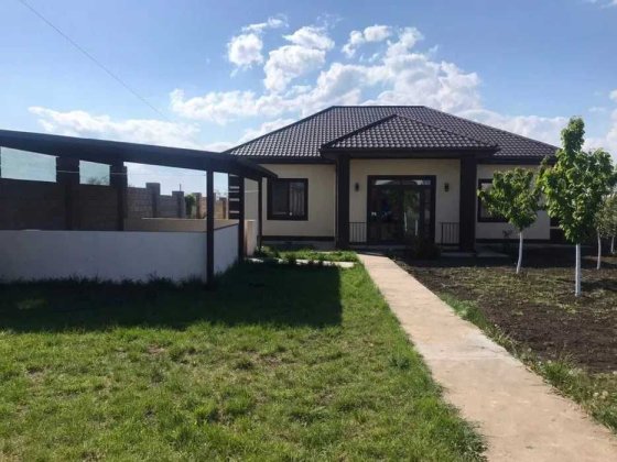 продам свой дом на берегу моря Санжійка