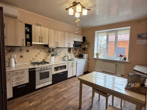 Будинок! Розсошенці, 220 м2, окремонстоячий, 2 пов, цегла, євроремонт! Розсошенці