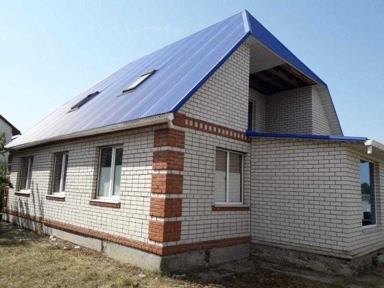 Продається двоповерховий цегляний будинок в Рибцях Гожули
