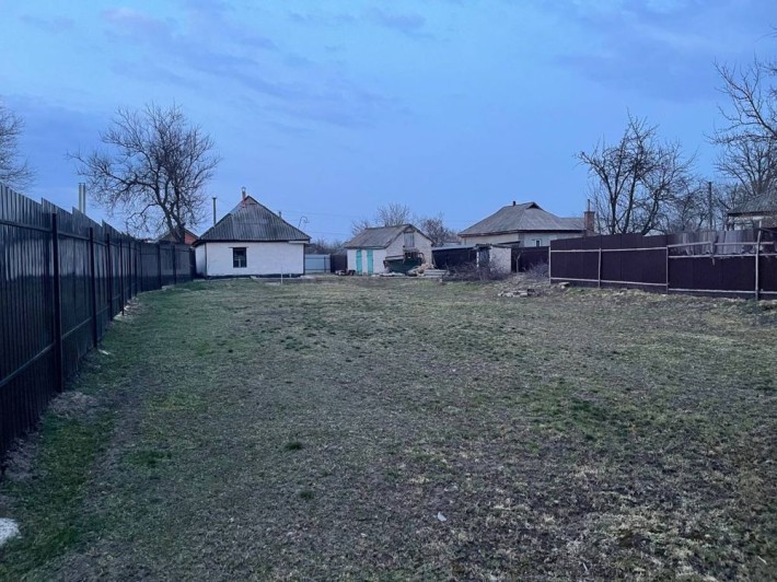 Продам будинок з великою ділянкою ТЕРМІНОВО - фото 1