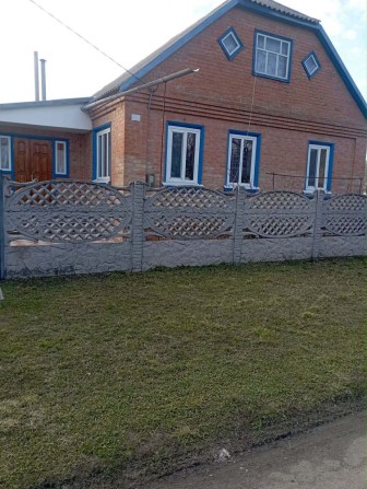 Продам дім в місто Лохвиця - фото 1