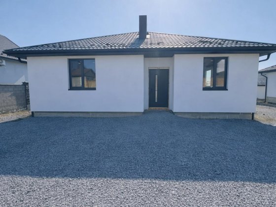 Продам окремий будинок з ділянкою 4 сот! Белая Криница