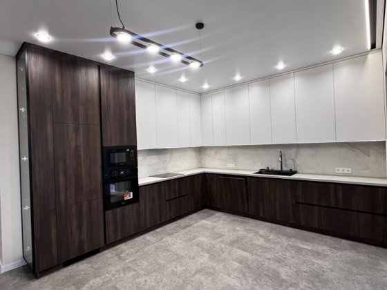 Продам газифікований окремий будинок Біла Криниця