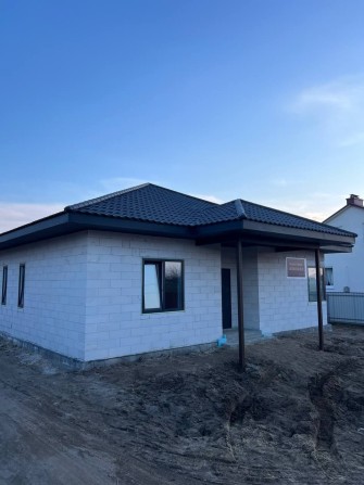 Продам будинок м. Березне - фото 1