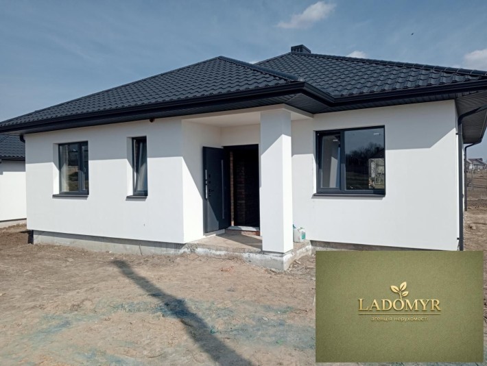 Продаж / Будинок / Світанкова, Великий Житин - фото 1