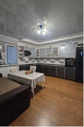 Продам дом 220м2 в Кулиничах - фото 1