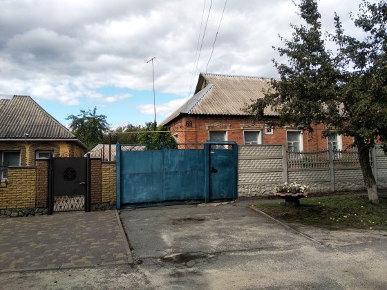 Продам 2/3 дома, 5 комнат Кулиничі