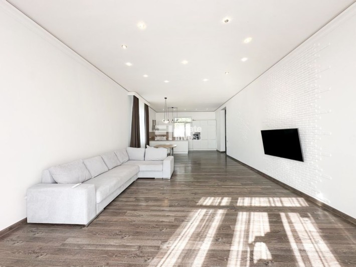 Продам 1 этажный дом, 180 метров, новой постройки. Малая Даниловка - фото 1