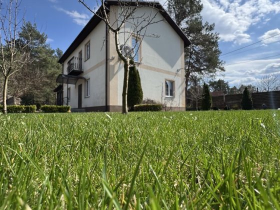 Будинок біля лісу Червона Слобода