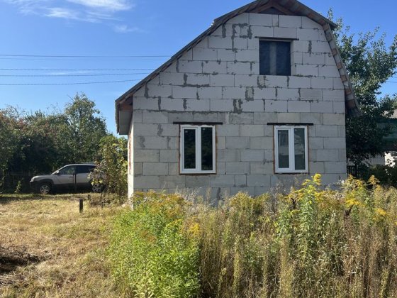 Продається двоповерховий будинок Киїнка