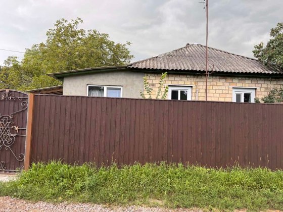 Продам будинок в місті Остер! Остер