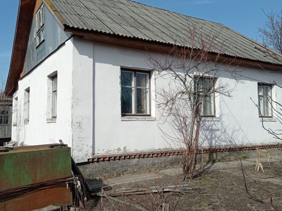 Будинок в Старому Білорусі в житловому стані. Старий Білоус