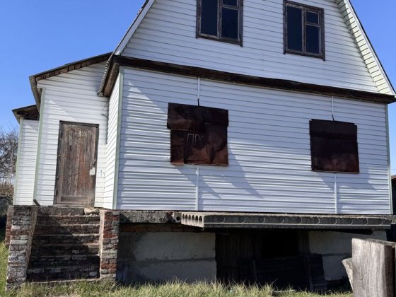 Продам дім, дво поверховий Сновськ