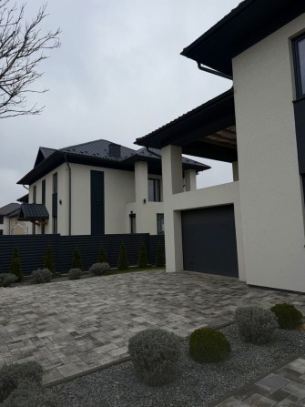 Продаж будинку в Годилові - фото 1