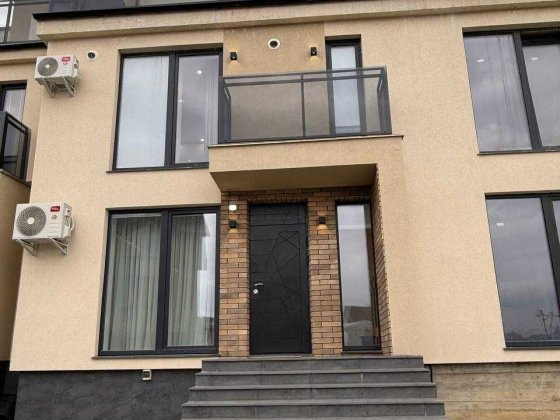 Таунхаус 150 м² з ремонтом, тераса + дворик | Дослідна станція Годилов