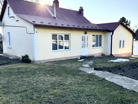 Продам цегляний будинок в Сторожинці Сторожинець