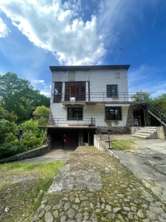 Продається дача біля лісу-35 соток землі (м.Сторожинець ) - фото 1