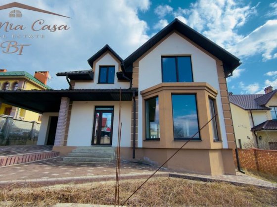 Продаж будинку на початку Кучурова біля кільця Г.Майдану Великий Кучурів