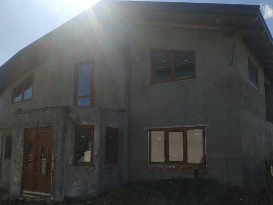 Продається будинок Новоселиця