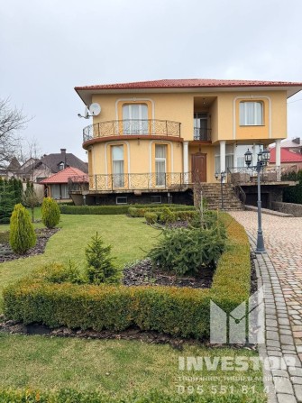 Продаж елітного будинку в класичному стилі передмістя Чернівців, 2хв до ТЦ Депот - фото 1