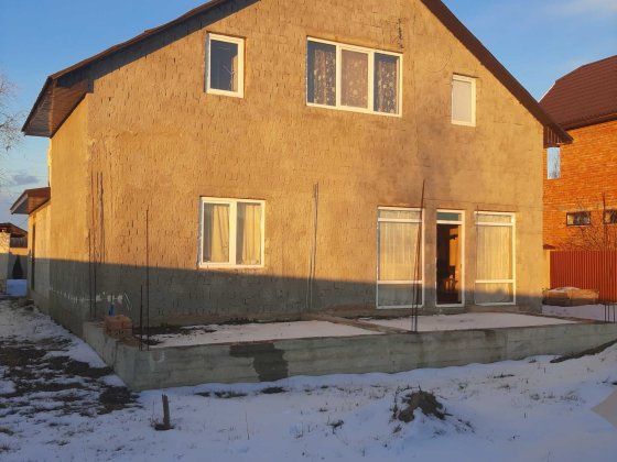 Будинок Мамаївці 2 поверха 5 кімнат здан в експлотацію - можливий обмін Мамаївці