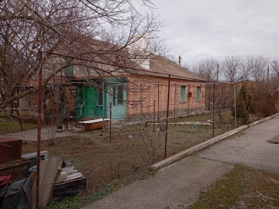 Продається садиба Покров