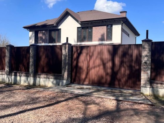 Продаю дуплекс у місті Бровари EV Бровары