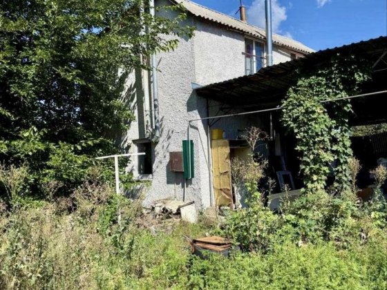 Будинок, ділянка, Буча під ремонт . Газ! Сертифкат Буча