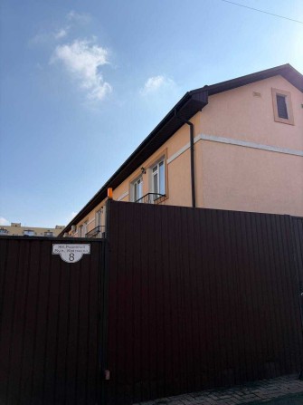 Без% Продаж 3х поверхового Таунхаусу, м.Вишневе, Софіївська Борщагівка - фото 1