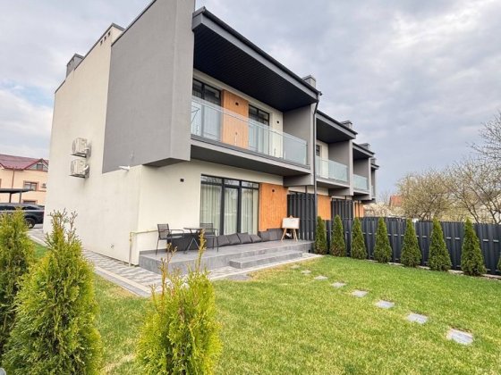 Продаж Таунхауса в передмісті івано-франківська Ивано-Франковск