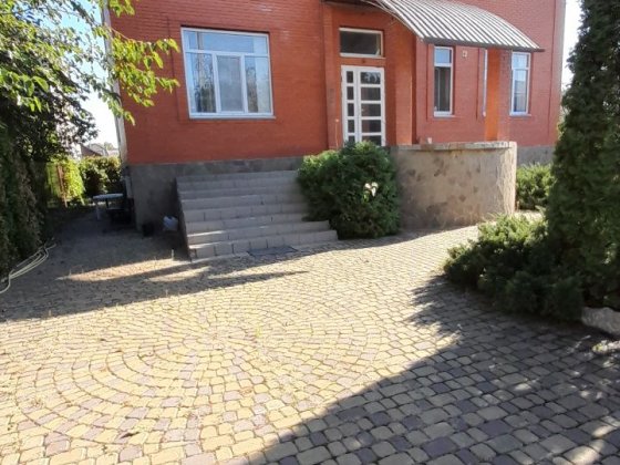 Продається 2-х пов.будинок в р-ні Розвилки.Торг.Бровари. Бровары