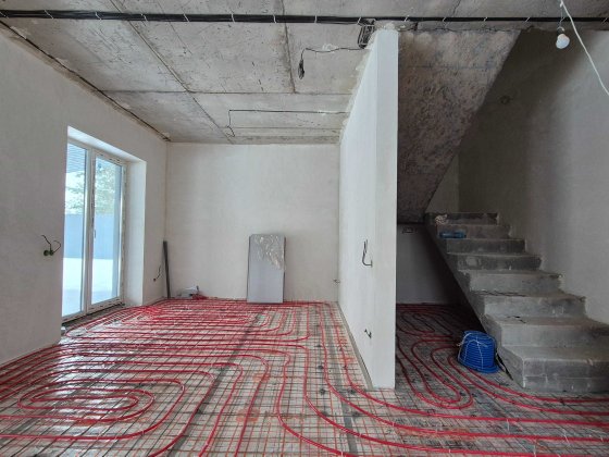 Якісний будинок 120 м² на 6 сотках — керамоблок, газ на ділянці, центральна вода та стан під чистову Буча