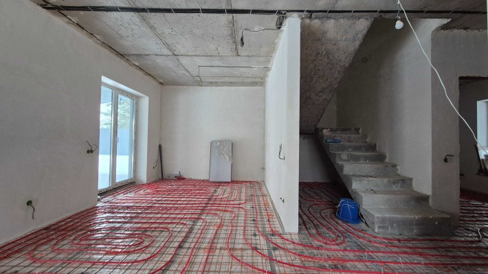 Якісний будинок 120 м² на 6 сотках — керамоблок, газ на ділянці, центральна вода та стан під чистову - фото 1