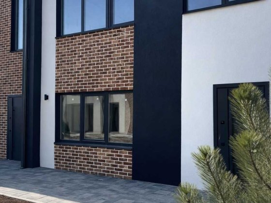 Ваш ідеальний дім у закритому містечку 77м + паркомісце. Бровары