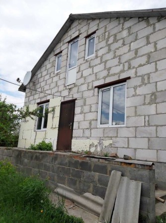 Новобудова та  майже пів гектара землі  в 14 км від Білої Церкви. - фото 1