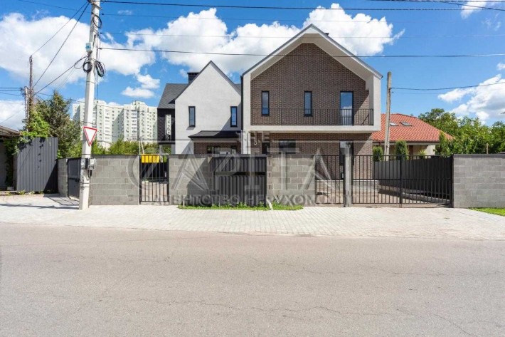 Продаж таунхаус м. Бровари ГАЗ - фото 1