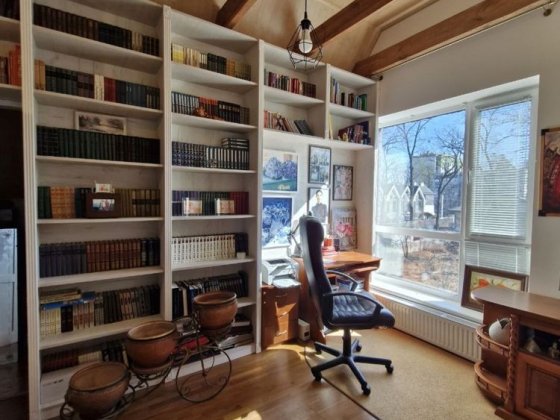 Дуплекс з новим ремонтом  біля Академіі! Ділянка 2 сотки! Дуже затишно Ірпінь