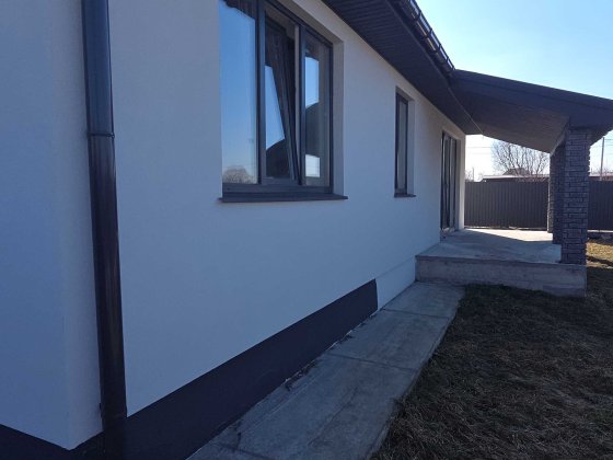 Новий будинок 90 м² у Борисполі — тераса, тепла підлога, держпрограми