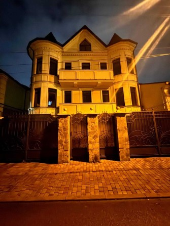 Ексклюзив | Преміум-будинок в центрі | Готовий продукт з доходом - фото 1