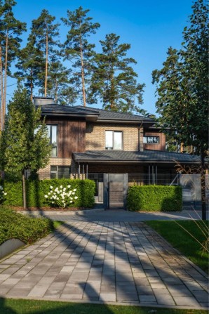 Якісний будинок 200 м2 в закритому котеджному містечку. 10 соток - фото 1