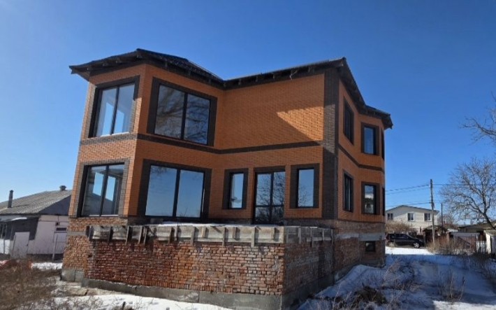 Без комісії!! Центр!!! ЦЕГЛЯНИЙ БУДИНОК 320 кв.м на 10 сотках - фото 1